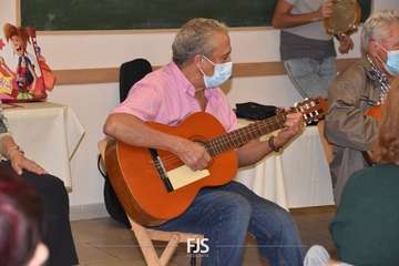 El Roque Azucarero luce nacimiento y árbol de Navidad/Francisco Javier Santana.